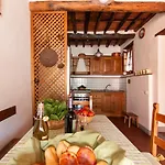 Casa Paola Dom wakacyjny Camaiore